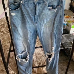 American Eagle Mom Jeans